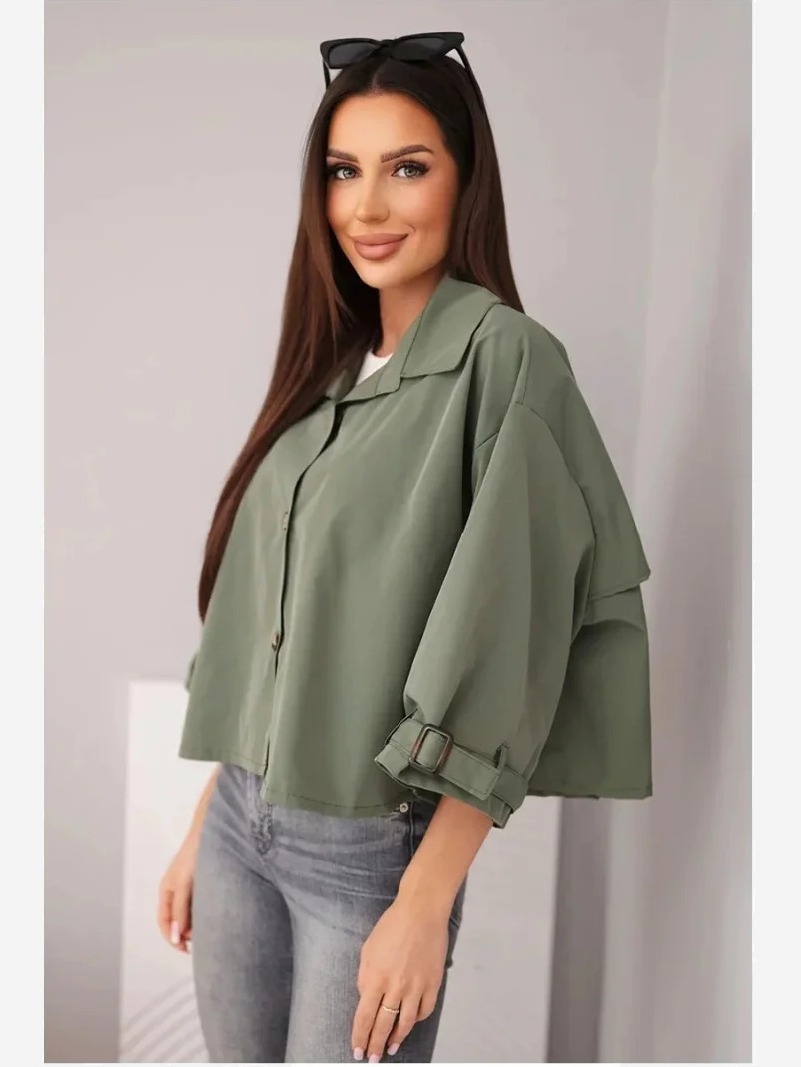 Dámska jarná bavlnená bunda zapínaná na gombíky s golierom khaki