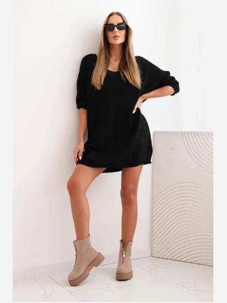 Šaty Plus Size vlněná s výstrihom do V čierna
