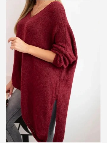 Dámsky asymetrický sveter z vlny Plus Size s V výstrihom bordový