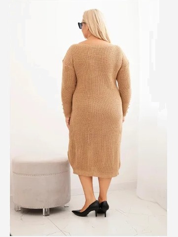 Dámska pletené šaty Plus Size s mohérom camelová