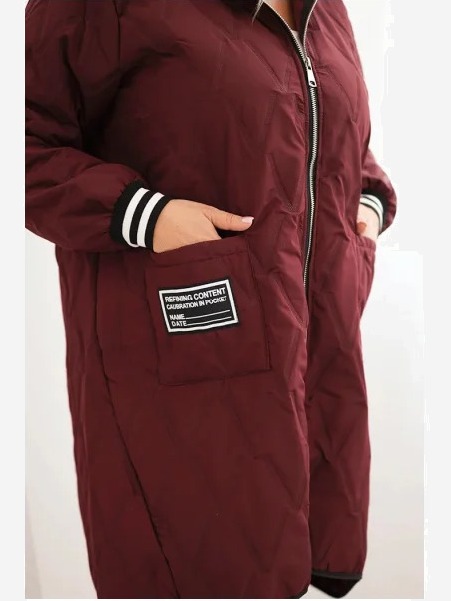 Dámska bunda Plus Size prešívaná s kapucňou a športovými manžetami slivková