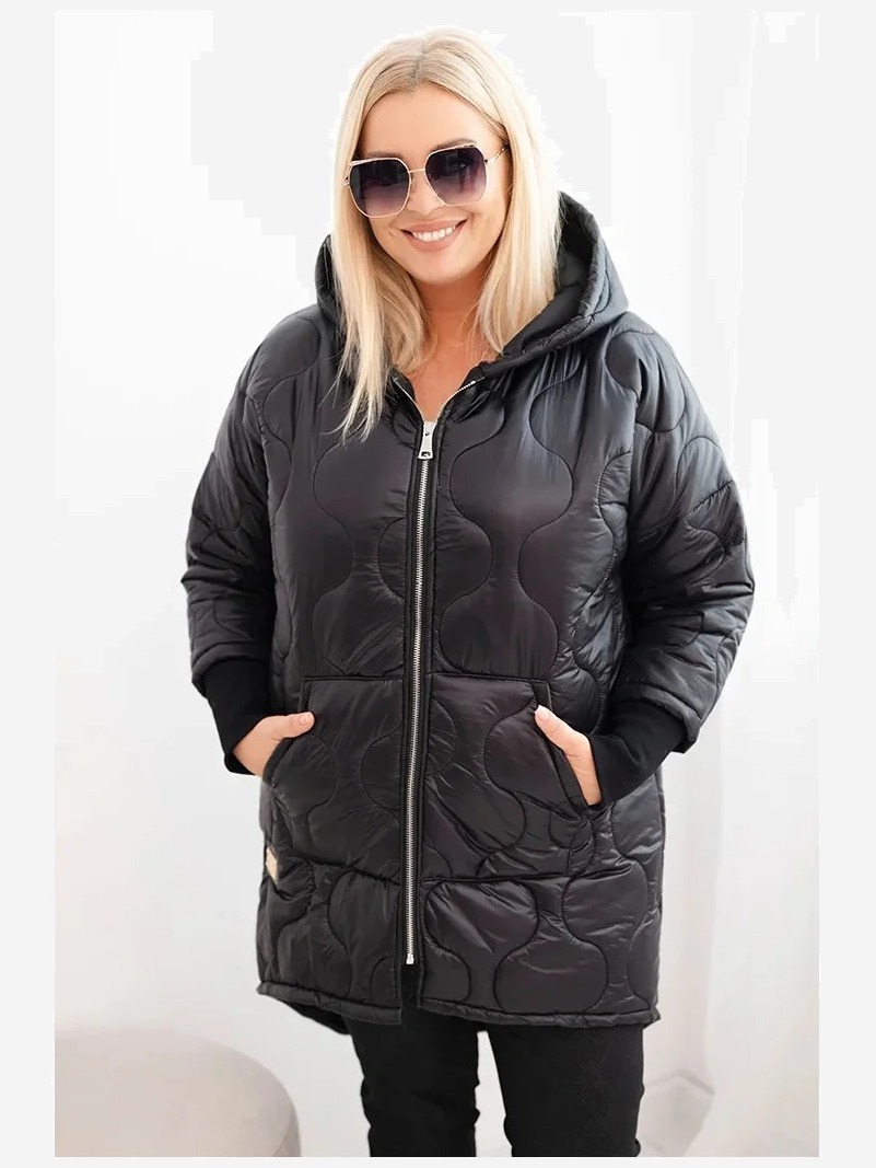 Dámska bunda Plus Size prešívaná s kapucňou čierna