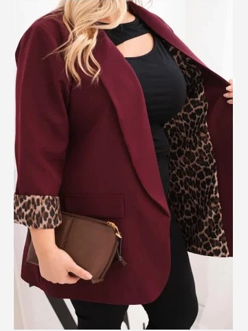 Dámska sako Plus Size s podšívkou v panterke slivková
