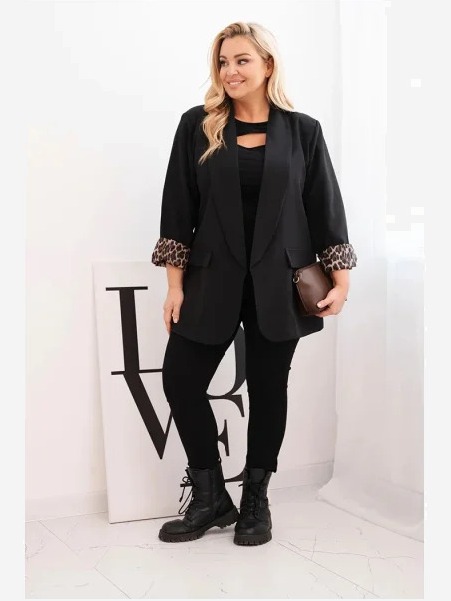 Dámska sako Plus Size s podšívkou v leopardom čierna