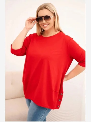 Dámska blúzka Plus Size z bavlny s ozdobnými gombíkmi a vyhrnutými rukávmi červená