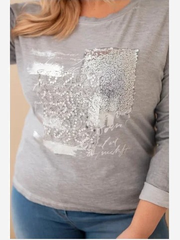 Dámska blúzka Plus Size s potlačou a dlhším zadným dielom šedá