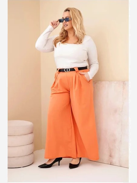 Dámske nohavice Plus Size viskózové so širokým strihom a opaskom marhuľové