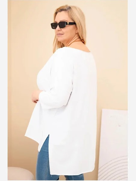 Dámska bavlnená blúzka Plus Size asymetrická s náhrdelníkom biela