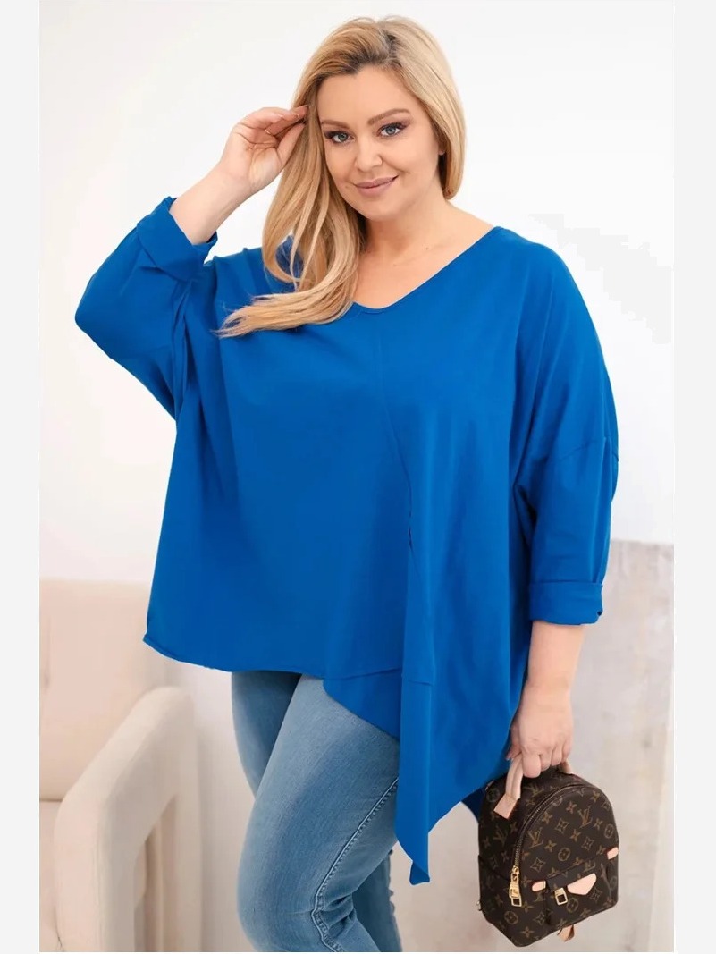 Dámska bavlnená blúzka Plus Size s asymetrickým spodkom a V výstrihom chabrová