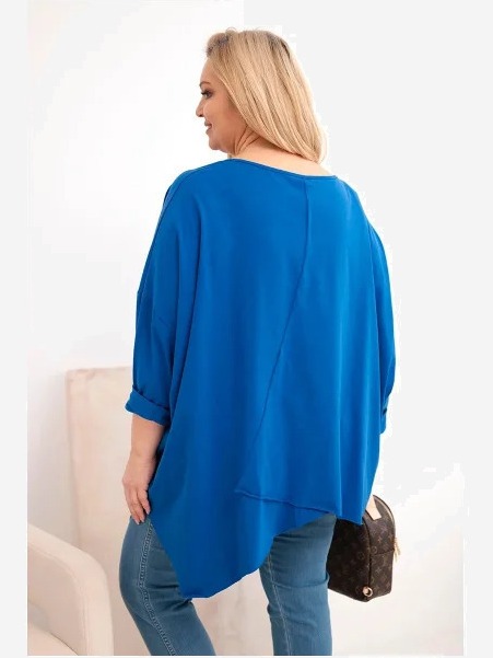 Dámska bavlnená blúzka Plus Size s asymetrickým spodkom a V výstrihom chabrová