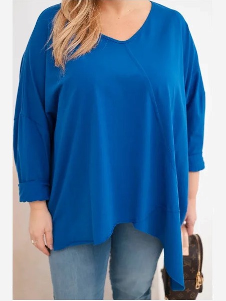 Dámska bavlnená blúzka Plus Size s asymetrickým spodkom a V výstrihom chabrová