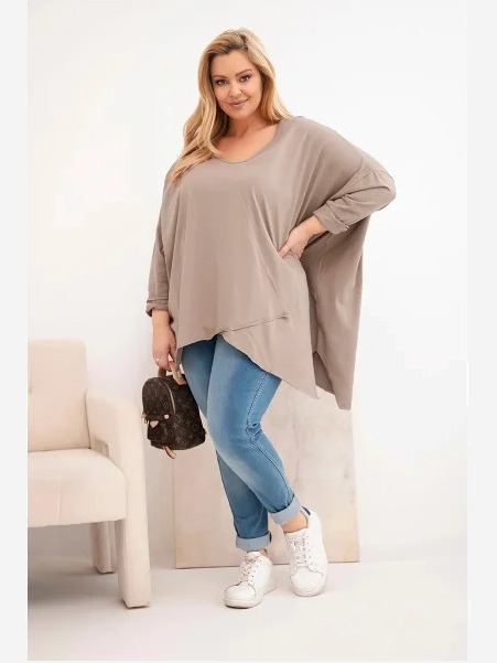 Dámska bavlnená blúzka Plus Size s asymetrickým spodkom a V výstrihom fango