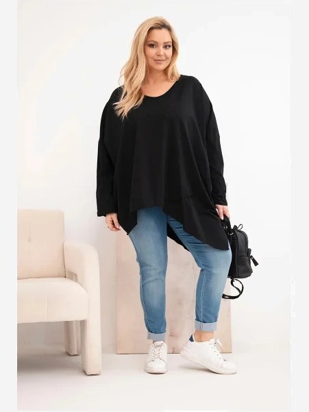 Dámska bavlnená blúzka Plus Size s asymetrickým spodkom a V výstrihom čierna