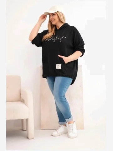Dámska mikina Plus Size s kapucňou a potlačou čierna