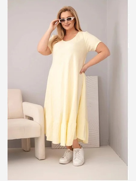 Dámske šaty plus size s krátkym rukávom a volánom z ľahkej viskózy žltá