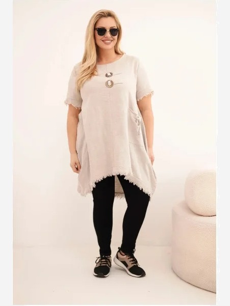 Dámske bavlnené šaty Plus Size s predĺženým zadným dielom a s vreckom béžová