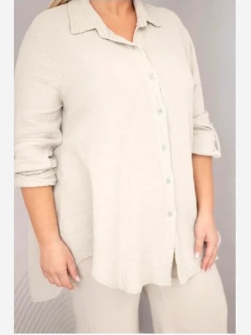 Dámsky mušelínový komplet Plus Size s košeľou zapínanou na gombíky a širokými nohavicami béžový
