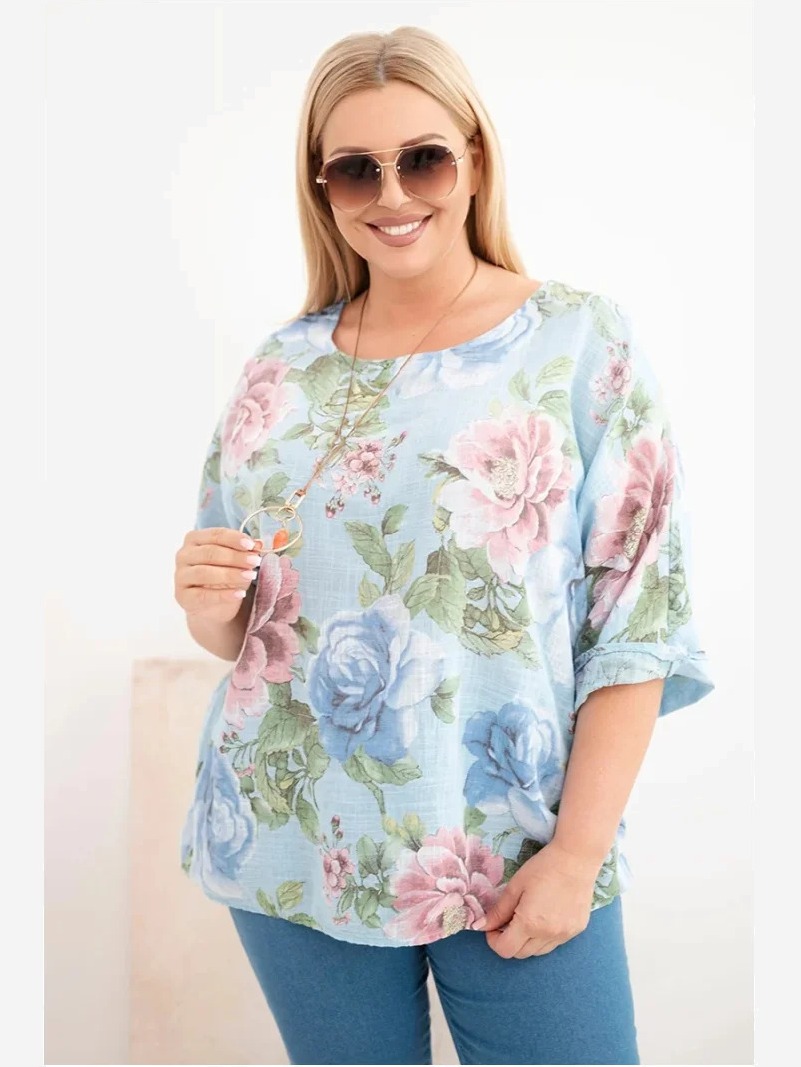 Dámska bavlnená blúzka Plus Size s krátkym rukávom a kvetinovým vzorom modrá