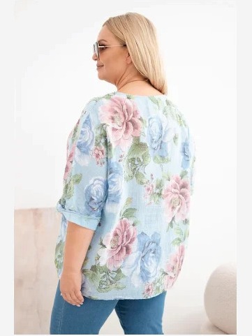 Dámska bavlnená blúzka Plus Size s krátkym rukávom a kvetinovým vzorom modrá