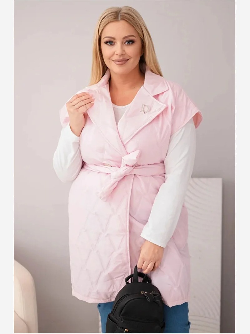 Dámska prešívaná vesta Plus Size s opaskom a golierom cukríková ružová