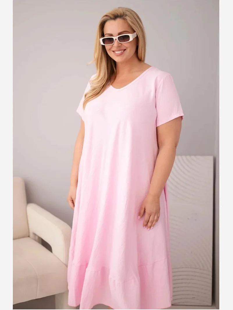 Dámske šaty plus size s krátkym rukávom a volánom z ľahkej viskózy cukríková ružová
