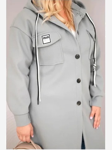 Dámsky kabát Plus Size s kapucňou zapínaný na gombíky sivý