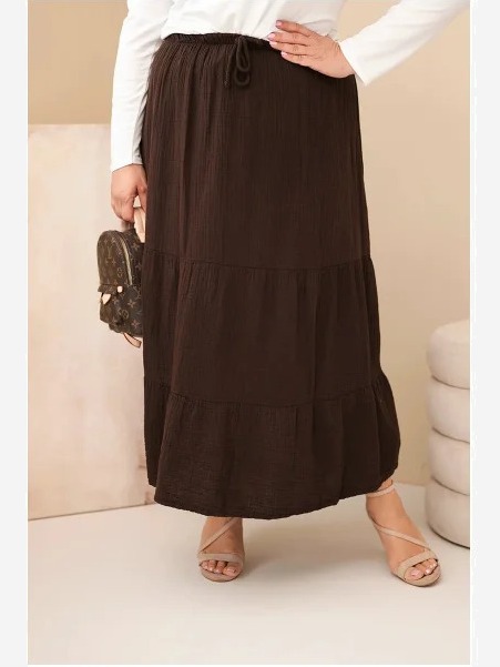 Dámska sukňa Plus Size bavlnená mušelínová s volánom a gumičkou hnedá