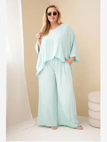 Dámsky plus size viskózový komplet so širokými nohavicami a blúzkou mätový