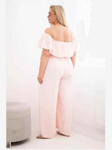 Dámsky overal Plus Size s volánom a krátkym rukávom púdrová ružová
