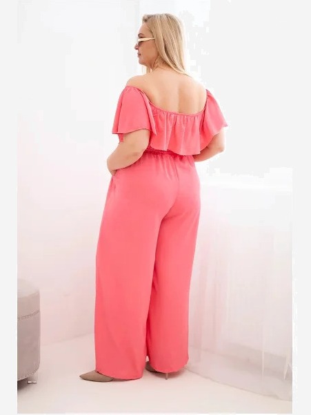 Dámsky overal Plus Size s volánom a krátkym rukávom ružový