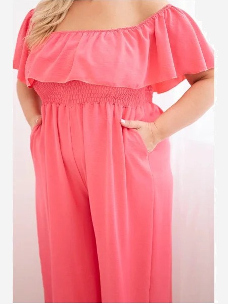 Dámsky overal Plus Size s volánom a krátkym rukávom ružový