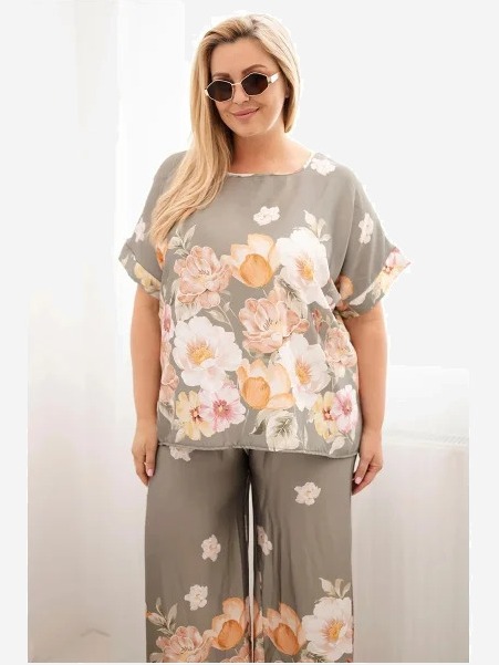 Dámsky komplet Plus Size s blúzkou a nohavicami s kvetinovým vzorom so širokými nohavicami khaki