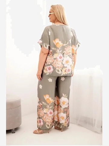 Dámsky komplet Plus Size s blúzkou a nohavicami s kvetinovým vzorom so širokými nohavicami khaki