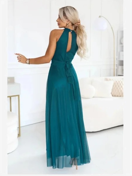 662-4 Elegantné večerné maxi šaty halter so štýlom a zaväzovaním v páse - zelené