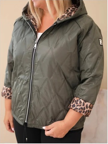 Dámska bunda Plus Size s kapucňou a leopardím lemovaním khaki