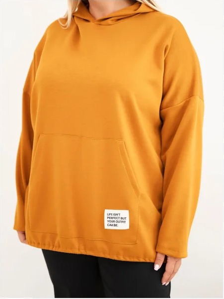 Dámska mikina Plus Size viskózová s kapucňou a klokankovým vreckom horčicová