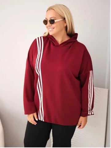 Dámska mikina Plus Size z viskózy s kapucňou a ozdobnými pásikmi bordová