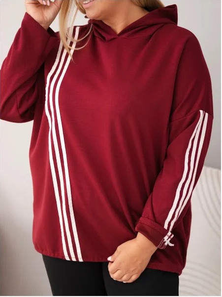 Dámska mikina Plus Size z viskózy s kapucňou a ozdobnými pásikmi bordová