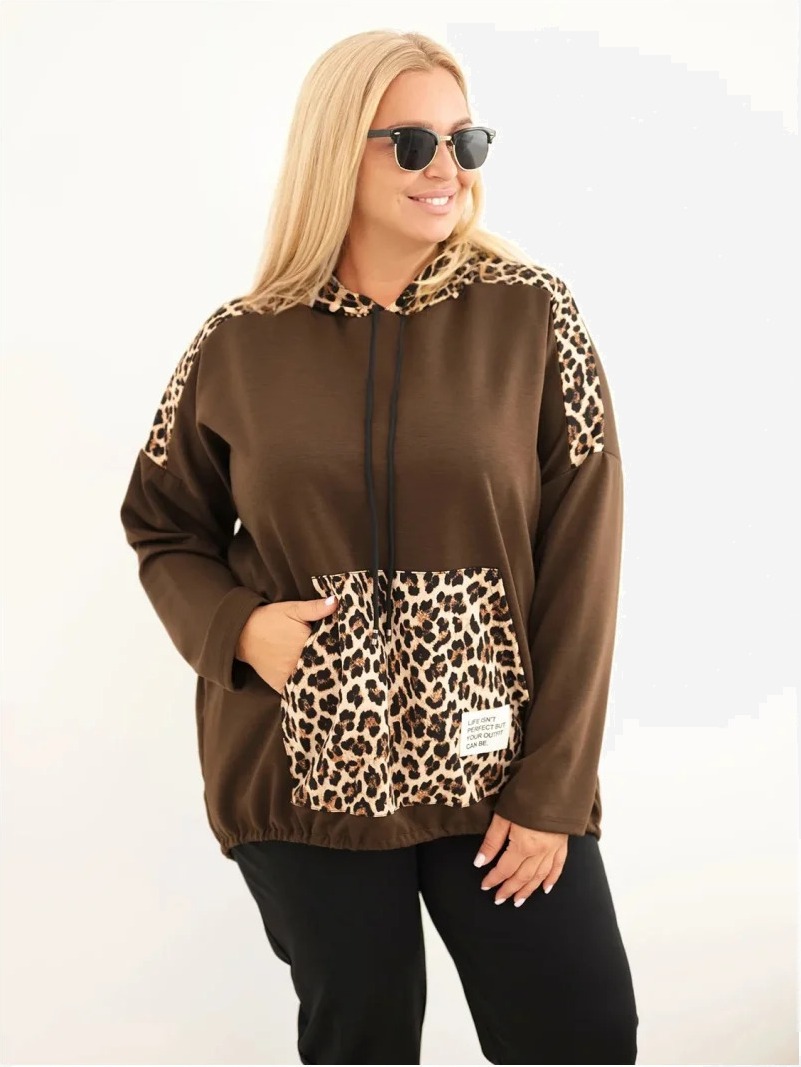 Dámska mikina Plus Size z viskózy s kapucňou a panterkovými vsadkami hnedá