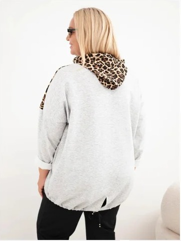 Dámska mikina Plus Size z viskózy s kapucňou a leopardími vložkami sivá