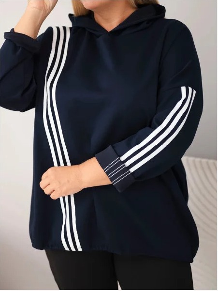 Dámska mikina Plus Size viskózová s kapucňou a ozdobnými pásmi modrá