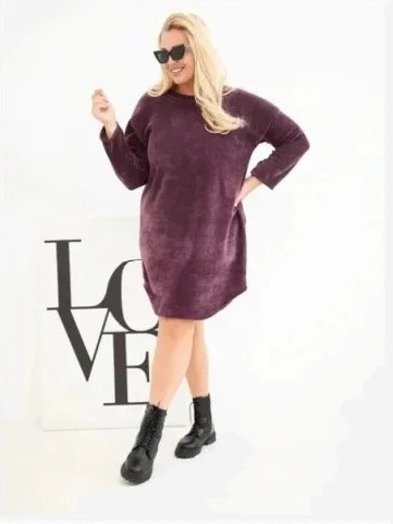 Dámske šaty Plus Size z trúbkového materiálu s voľným strihom tmavo fialová