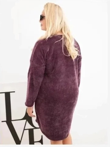 Dámske šaty Plus Size z trúbkového materiálu s voľným strihom tmavo fialová