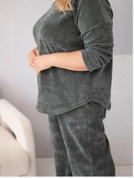 Dámsky komplet Plus Size z viskózy manšestrový so širokými nohavicami a mikinou khaki
