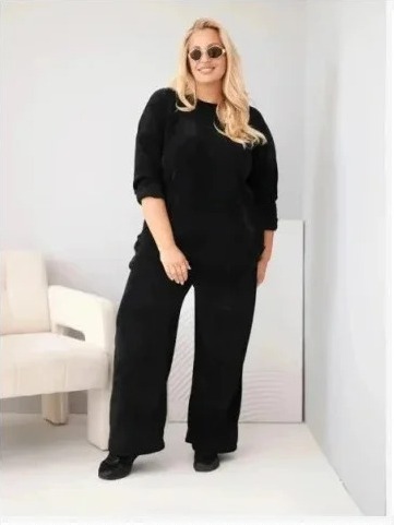 Dámsky komplet Plus Size z viskózy manšestrový so širokými nohavicami a mikinou čierny