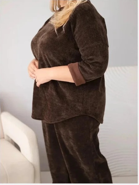Dámsky komplet Plus Size z viskózy kordový so širokými nohavicami a mikinou hnedý