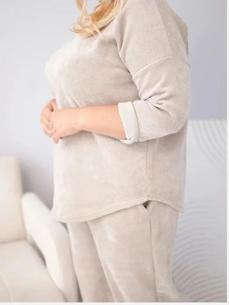 Dámska sada Plus Size z viskózy zamatová so širokými nohavicami a mikinou béžová