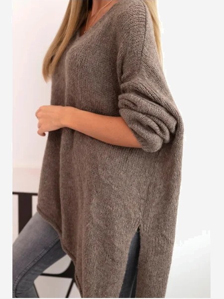 Dámsky asymetrický vlnený sveter Plus Size s V výstrihom fango