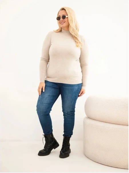 Dámsky sveter Plus Size z viskózy s rolákom béžový