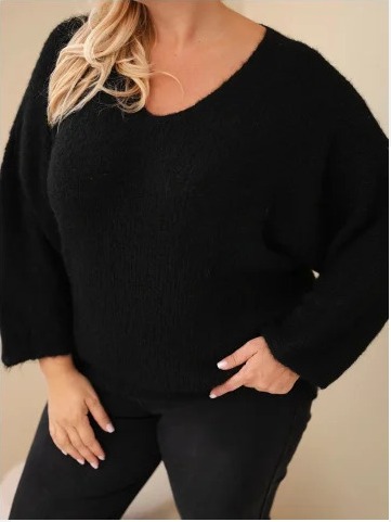 Dámsky sveter Plus Size s výstrihom do V a širokými rukávmi čierny